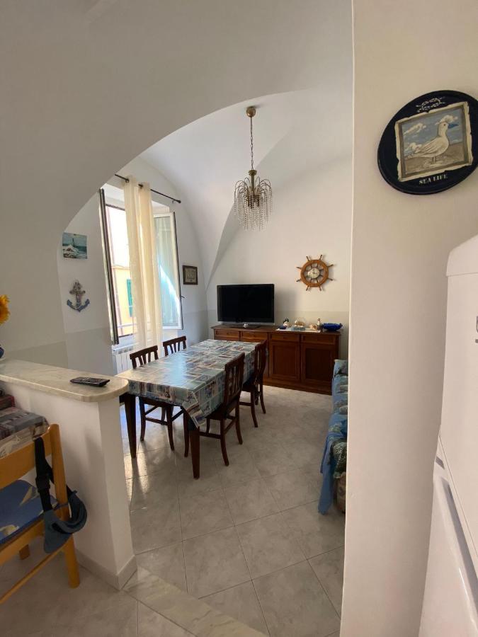 Appartamento Bilocale In Centro Sanremo Esterno foto